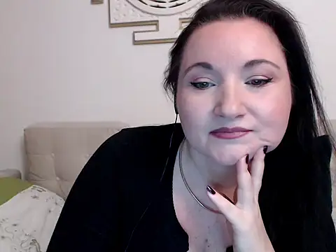 Snapshot of EliseBliss69 chatting on February 21, 2026, 9:49 pm EliseBliss69 online show from February 21, 2026, 9:49 pm