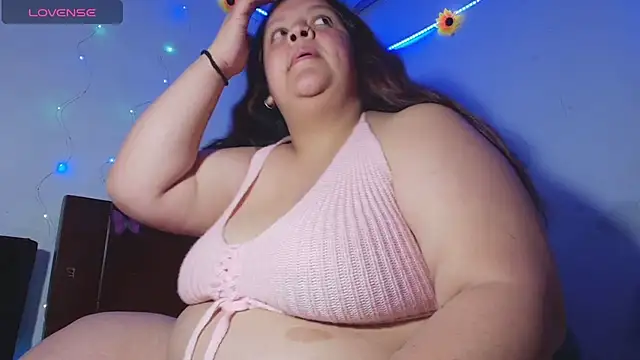 Snapshot of Julieta_Big chatting on May 25, 2026, 3:07 pm Julieta Big online show from May 25, 2026, 3:07 pm