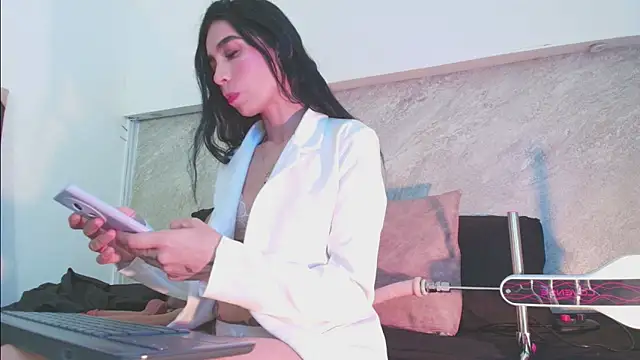 Dixie grey1 online show from February 3, 2026, 1:27 pm