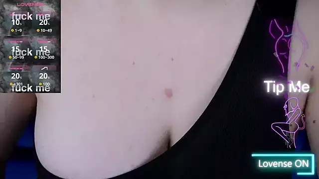 CrystallPaws online show from October 9, 2025, 1:14 am