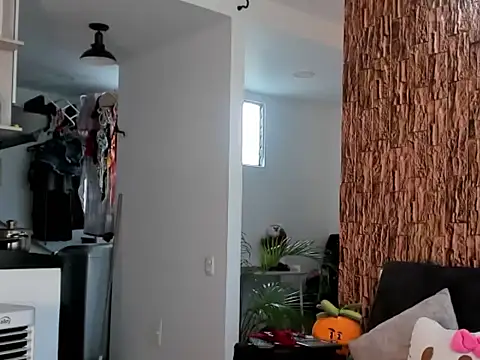 Snapshot of lia_rip01 chatting on October 27, 2025, 7:40 pm lia rip01 online show from October 27, 2025, 7:40 pm