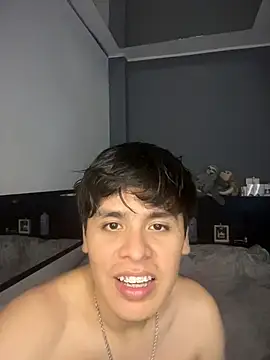 Kailertwink online show from March 10, 2026, 4:06 am