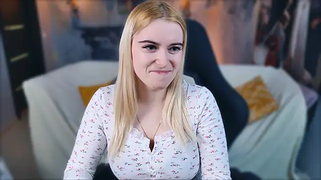 Snapshot of Stef_Nicks chatting on February 20, 2026, 9:10 am Stef Nicks online show from February 20, 2026, 9:10 am