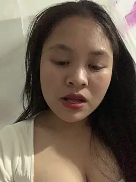 NhuFox online show from December 21, 2025, 1:07 pm