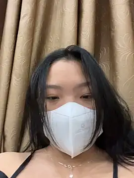 Thuylinh05 online show from October 6, 2025, 5:43 pm