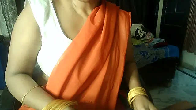 Snapshot of Anaconda-Mall chatting on April 27, 2026, 8:40 pm Anaconda-Mall online show from April 27, 2026, 8:40 pm