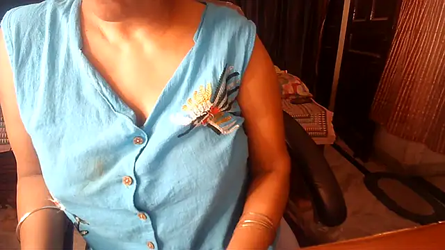 Snapshot of Anaconda-Mall chatting on June 27, 2026, 5:29 pm Anaconda-Mall online show from June 27, 2026, 5:29 pm