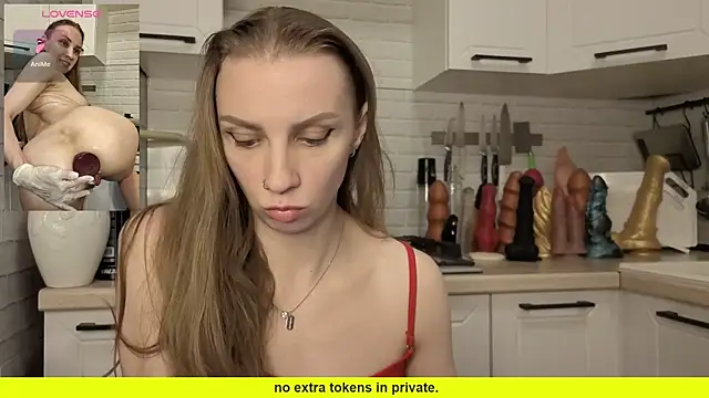 Edena  online show from April 15, 2026, 5:31 pm