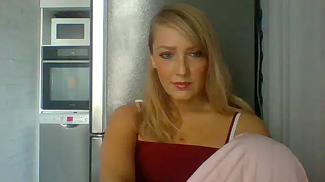 Vexxaa online show from November 9, 2025, 11:41 am