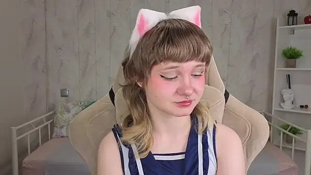 Tori Cutie online show from May 20, 2026, 12:06 am