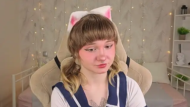 Tori Cutie online show from May 28, 2026, 12:08 am