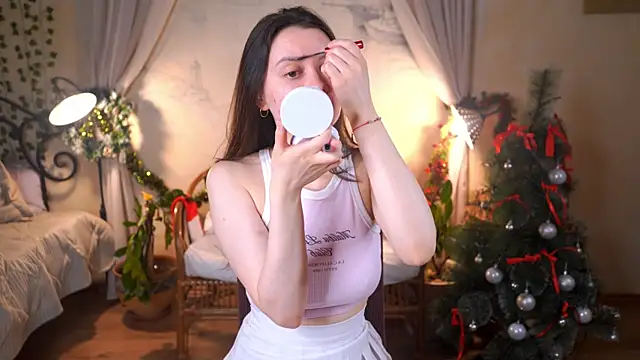 EvaDowe online show from February 8, 2026, 4:16 am