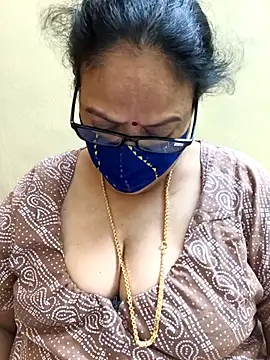 heera-rani online show from December 1, 2025, 3:28 pm