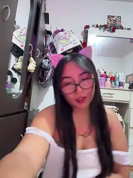 saranghae  online show from September 11, 2025, 9:15 pm