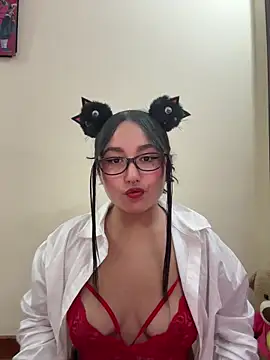 saranghae  online show from November 27, 2025, 3:19 am