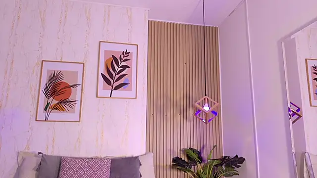 Ayleen Dunkan online show from October 3, 2025, 12:24 pm