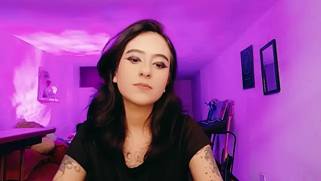 atenea dragon   online show from January 6, 2026, 10:23 pm