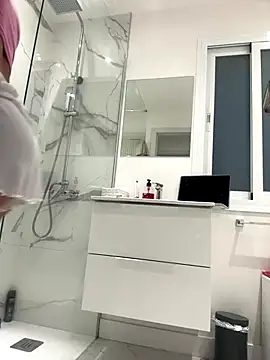 Snapshot of CamyBlossom chatting on September 28, 2025, 6:24 pm CamyBlossom online show from September 28, 2025, 6:24 pm