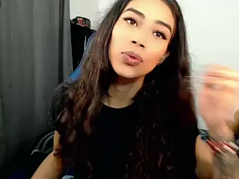 Sweet-Cris online show from January 12, 2026, 7:41 pm