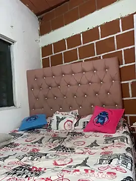 Snapshot of Rachellcooperrr chatting on December 2, 2025, 3:34 am Rachellcooperrr online show from December 2, 2025, 3:34 am