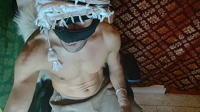 JUSTFORRICH online show from April 18, 2026, 10:32 pm