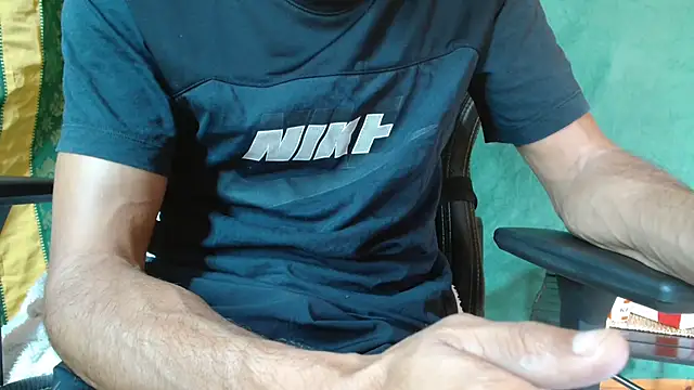 JUSTFORRICH online show from July 21, 2026, 2:41 pm