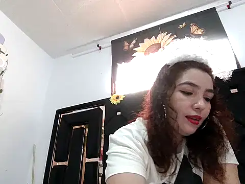 Snapshot of vegacristal88 chatting on December 17, 2025, 3:18 pm vegacristal88 online show from December 17, 2025, 3:18 pm