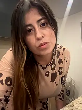 xSweetAlessiax online show from November 17, 2025, 12:05 am