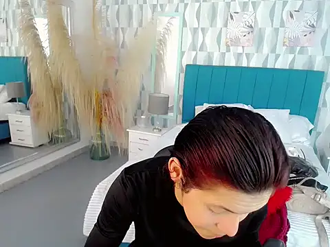 nathalialoes1 online show from November 23, 2025, 7:13 pm