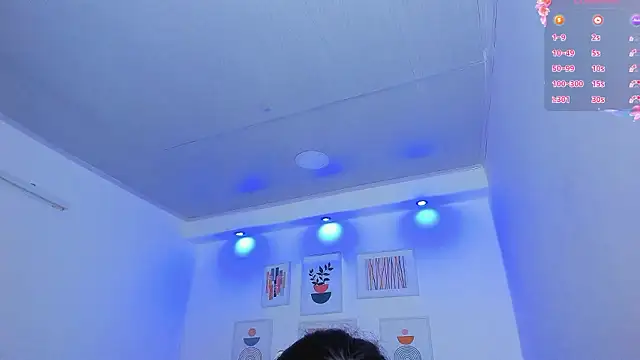 milk candy18 online show from January 11, 2026, 11:04 am