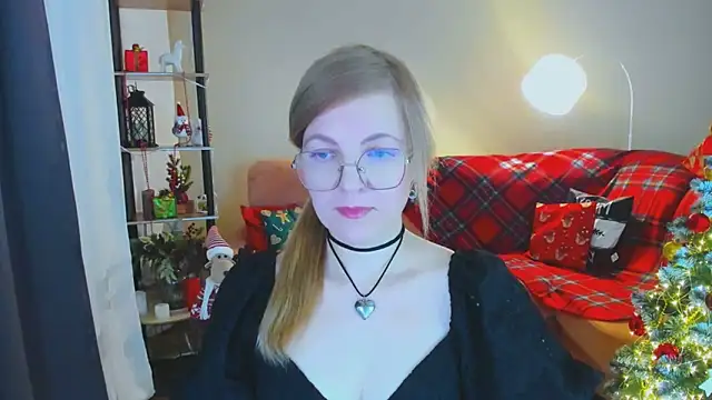 YourUniverser online show from December 18, 2025, 10:10 am