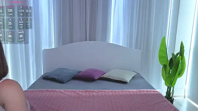 LuluChiiii online show from September 29, 2025, 9:58 am