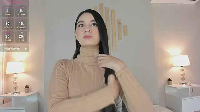 natachadiaz  online show from November 27, 2025, 11:12 am