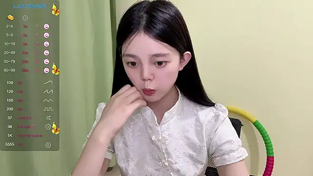 Nicole-13 online show from October 6, 2025, 2:47 pm