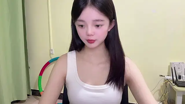 Nicole-13 online show from November 7, 2025, 10:37 am