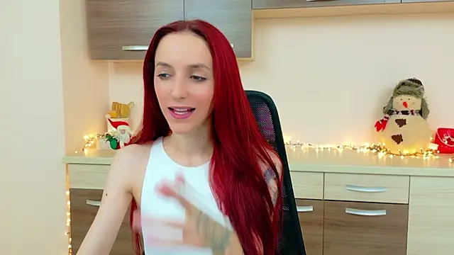 Julia Jae online show from December 23, 2025, 6:44 am