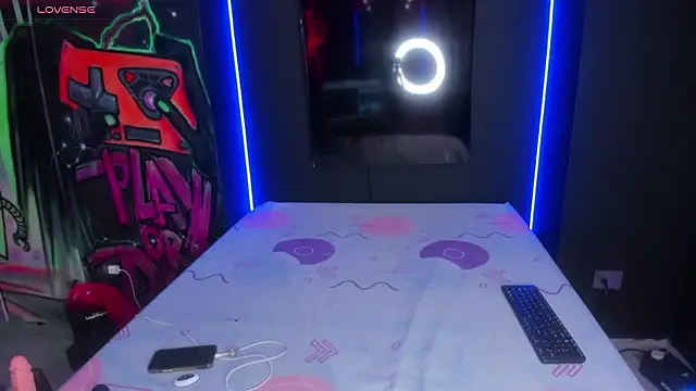 SamanthaaReed online show from February 7, 2026, 5:11 am