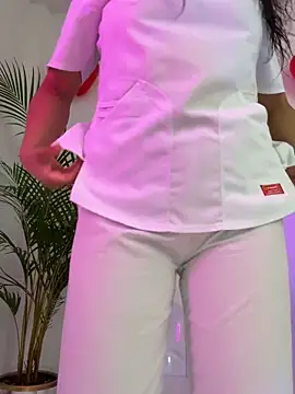 Ariana2017 online show from February 11, 2026, 10:59 pm