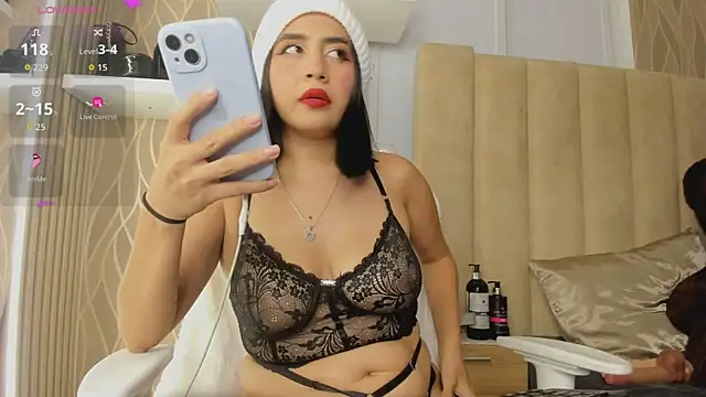 Snapshot of Melani_Rosse chatting on October 11, 2025, 3:17 am Melani Rosse online show from October 11, 2025, 3:17 am