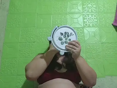 prettywetmom88 online show from September 30, 2025, 11:48 am
