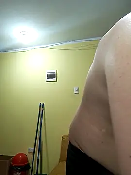 Snapshot of AngelRevery chatting on November 3, 2025, 6:53 pm AngelRevery online show from November 3, 2025, 6:53 pm