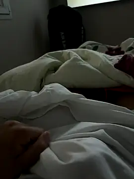 imed692 online show from September 24, 2025, 8:39 am