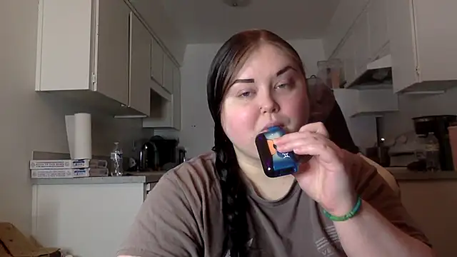 JJbaby1 online show from September 30, 2025, 1:16 pm