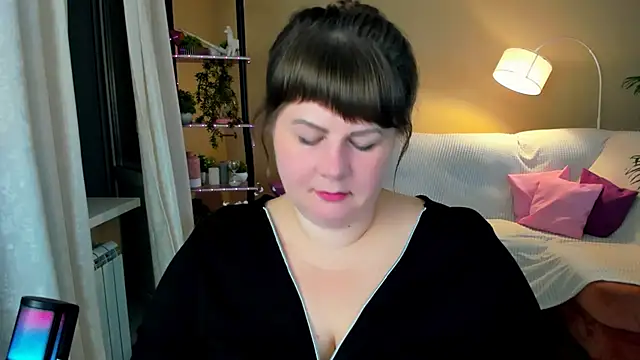 CrystaalStaar online show from September 30, 2025, 7:52 pm