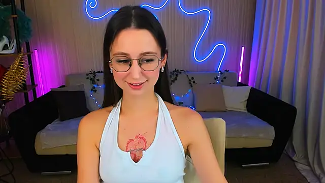 Snapshot of YourLovellyStory chatting on September 18, 2025, 11:23 am YourLovellyStory online show from September 18, 2025, 11:23 am