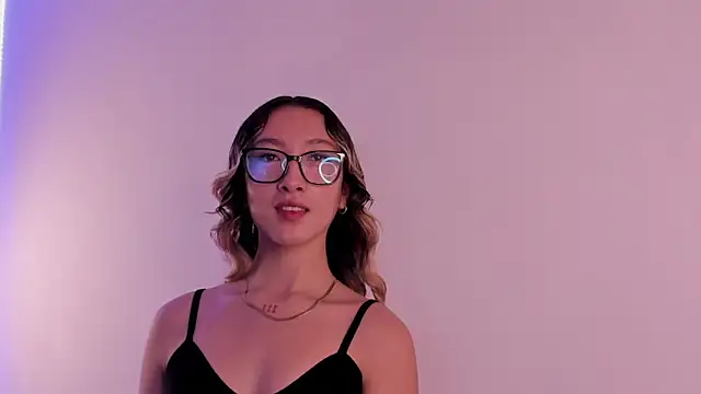 LauMiller online show from November 1, 2025, 10:50 am