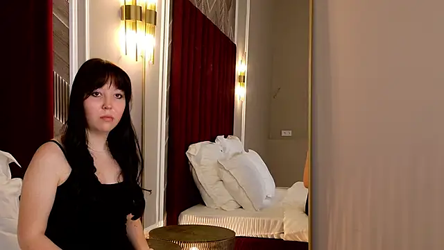 VanessaFields online show from October 1, 2025, 3:18 pm