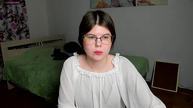 Beatrisss online show from December 19, 2025, 2:40 am