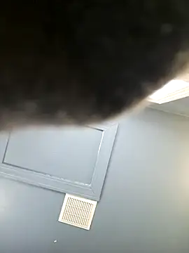 chocolate bella online show from November 5, 2025, 8:53 pm