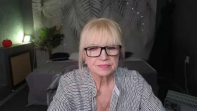 Sabina Ros online show from November 20, 2025, 8:14 am